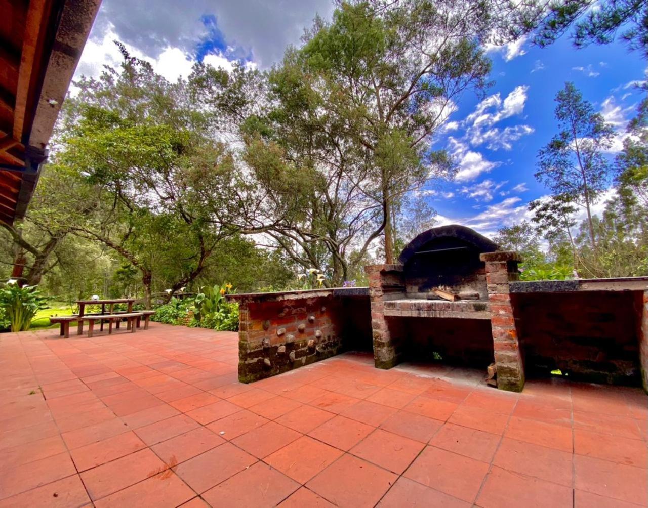 Hacienda San Juan De La Vega Bed & Breakfast Otavalo Exterior photo